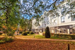Hotel Villa Ruimzicht tesisinin dışında bir bahçe