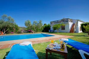 The swimming pool at or close to Villa La Solana Rocabella
