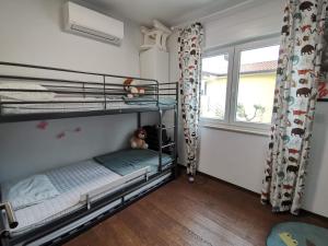 Postel nebo postele na pokoji v ubytování Villa Oliva + 26 fotografií