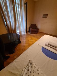 Voodi või voodid majutusasutuse Benevo Hostel toas