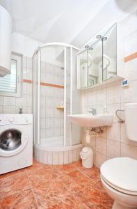 Fotografie z fotogalerie ubytování Apartment Dora v destinaci Vodice + 11 fotografií