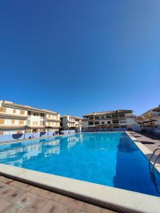 Bazén v ubytování Blue House in Santa Pola nebo v jeho okolí