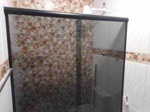 Ένα μπάνιο στο Hostel Aconchego do Lar - CPA 1 +15 φωτογραφίες