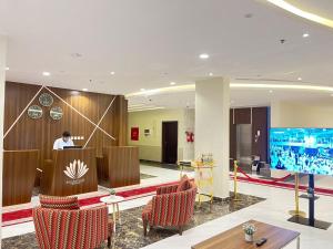 فندق النزيل الذهبي - Golden Guest Hotel tesisinde lobi veya resepsiyon alanı