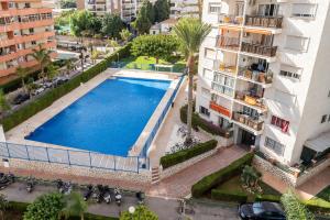 The swimming pool at or close to Apartamento Torres ll