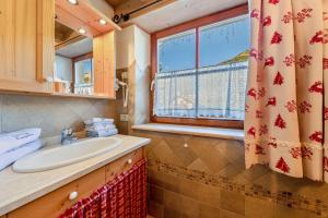 Φωτογραφία από το άλμπουμ του Appartamento Catinaccio Rosengarten σε Pozza di Fassa +11 φωτογραφίες