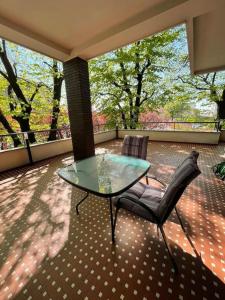 Posedenie v ubytovaní TERRACE HOUSE appartamento mq 80 adiacente ospedale e clinica