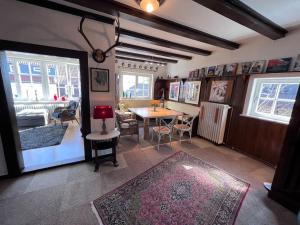 Posezení v ubytování Villa Herzog - Ferienhaus für 6 Personen in Braunlage, Harz + 18 fotografií