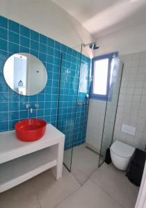 Vannas istaba naktsmītnē Julietta Suites