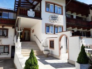 Το κτήριο όπου στεγάζεται  το διαμέρισμα