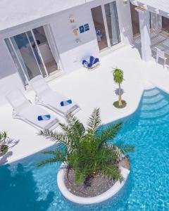 Bazén v ubytovaní Villa Guajara Piscina Climatiz Jacuzzi Villa 714 alebo v jeho blízkosti
