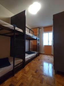 Soul Hostel Av Paulista Bela Vista 2客房内的一张或多张床位