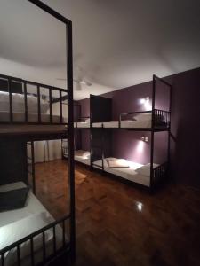 Soul Hostel Av Paulista Bela Vista 2客房内的一张或多张床位