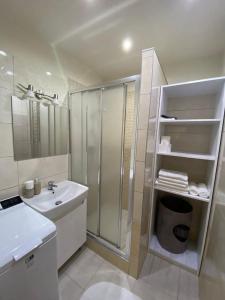 Kúpeľňa v ubytovaní Apartmán Hlboký potok