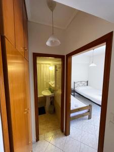 Koupelna v ubytování Small Apartment Trikala