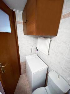 Koupelna v ubytování Small Apartment Trikala