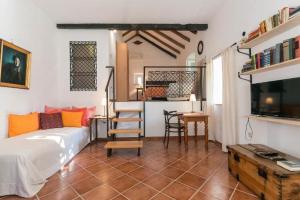 Posteľ alebo postele v izbe v ubytovaní Rural villa Forest with private pool near Dubrovnik + 37 fotografií
