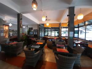 Posezení v ubytování Khaolak Yama Resort - SHA Plus