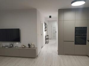 A kitchen or kitchenette at MBV28 Apartments