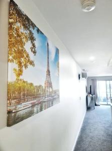 Gallery image of Entire apartment with lake view in Tuggeranong