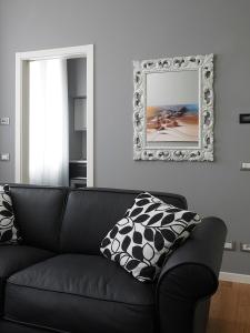 A seating area at Palace Suite