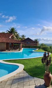 A piscina localizada em Hotel Praia dos Carneiros by AFT ou nos arredores