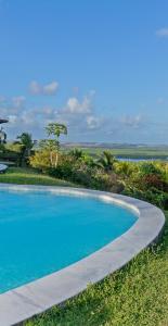 A piscina localizada em Hotel Praia dos Carneiros by AFT ou nos arredores