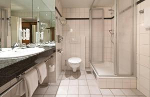 Koupelna v ubytování Leonardo Hotel Heidelberg