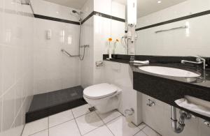 Koupelna v ubytování Leonardo Hotel Heidelberg