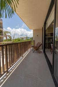 Balkón nebo terasa v ubytování Beautiful Loft Steps From The Beach in Punta Cocos - D101