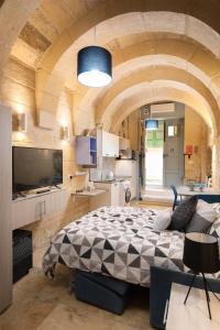 Kuchyň nebo kuchyňský kout v ubytování MCC Suites Valletta