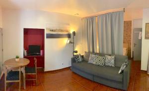 Posezení v ubytování Studio Apartment - Tv da Madalena 05