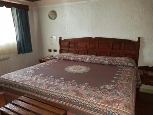 Postel nebo postele na pokoji v ubytování State Inn + 28 fotografií