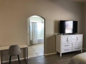 Gallery image of Cozy 3-Bedroom home near Corrales and NW ABQ with Great Views! in Rio Rancho
