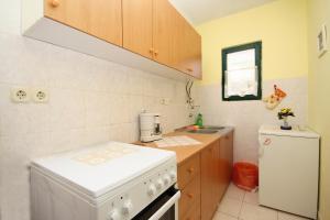 Fotografie z fotogalerie ubytování Apartments by the sea Zavala, Hvar - 8745 v destinaci Jelsa