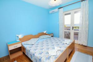 Fotografie z fotogalerie ubytování Apartments by the sea Zavala, Hvar - 8745 v destinaci Jelsa