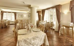 Restaurace v ubytování Hotel Majon Miramonti