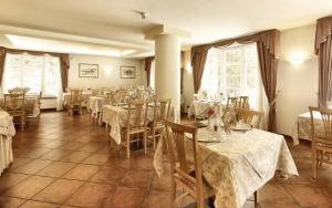Restaurace v ubytování Hotel Majon Miramonti
