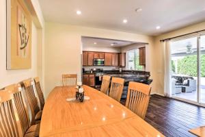 Billede fra billedgalleriet på Heated Salt Pool Welcoming Coachella Home i Coachella