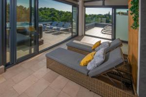 Balkón alebo terasa v ubytovaní Aparthotel Punta Blu - POOL & SPA