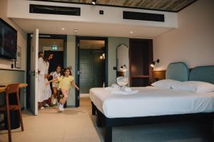 Postel nebo postele na pokoji v ubytování ibis Styles ST Pauls Bay Malta