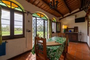 A kitchen or kitchenette at Donna Vittoria - Grande