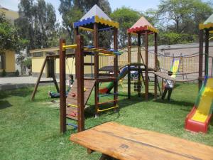 Vaikų žaidimų erdvė apgyvendinimo įstaigoje Centro Campestre Qawisqa