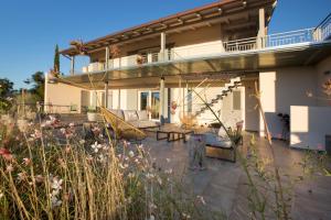 Balkón alebo terasa v ubytovaní AMORE RENTALS - Villa Ambretta