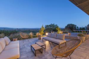 Posedenie v ubytovaní AMORE RENTALS - Villa Ambretta