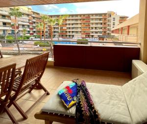 A balcony or terrace at Gecko Apartment with private parking - 1 minutes from the oceanfront!
