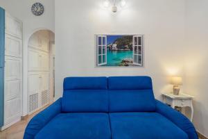 Posezení v ubytování House in residence with swimming pool 2 km from the sea