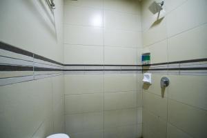Koupelna v ubytování Meta Hotel