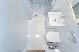 Cleveland Residences Farringdon的一间浴室