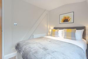 Cleveland Residences Farringdon客房内的一张或多张床位